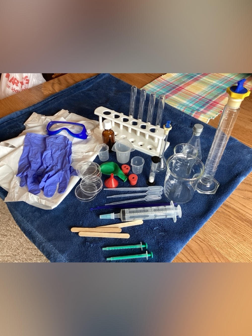 Science Learning Kit - 41 Pieces - For Beginners (Set #1) - Picture 2 of 15